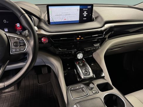 Certified 2023 Acura MDX FWD w/ Technology Package image 22