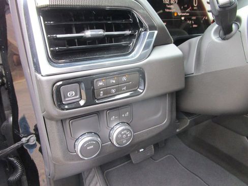 New 2026 GMC Yukon Elevation RWD image 24
