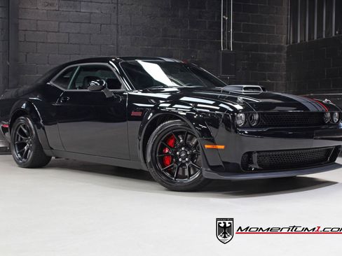 Used 2023 Dodge Challenger R/T Scat Pack RWD image 1