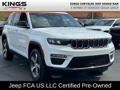 Certified 2023 Jeep Grand Cherokee Limited w/ Trailer Tow Prep Group (B)