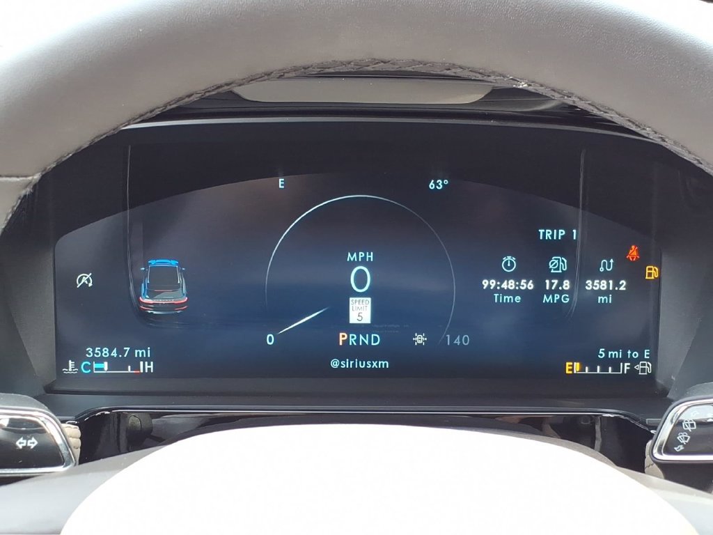 Used 2023 Lincoln Corsair AWD w/ Equipment Group 101A image 23