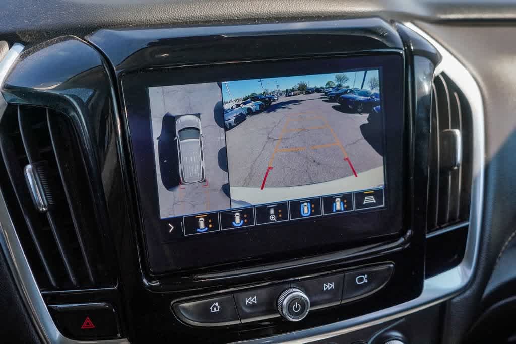 Used 2020 Chevrolet Traverse RS FWD image 22