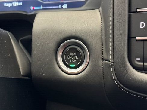 Used 2024 GMC Yukon Denali Ultimate image 25