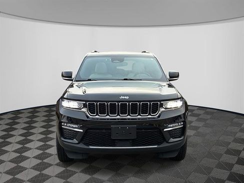 Certified 2023 Jeep Grand Cherokee Limited image 2