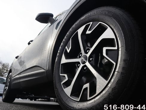 Used 2023 Kia Sportage EX image 9