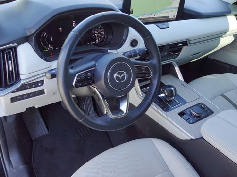 Certified 2024 MAZDA CX-90 Plug-In Hybrid w/ Premium Plus image 10