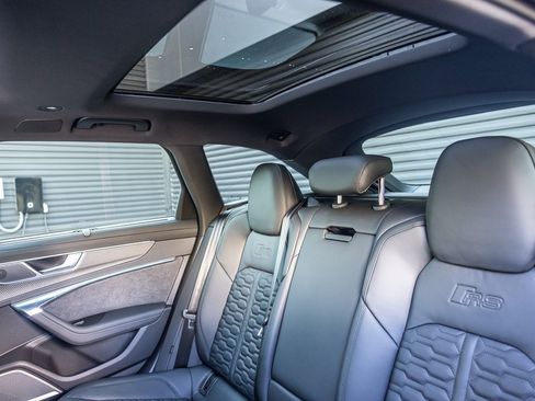 Used 2023 Audi RS 6 w/ Executive Package image 17