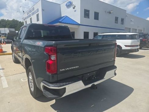 Used 2025 Chevrolet Silverado 1500 LT AWD/4WD image 8