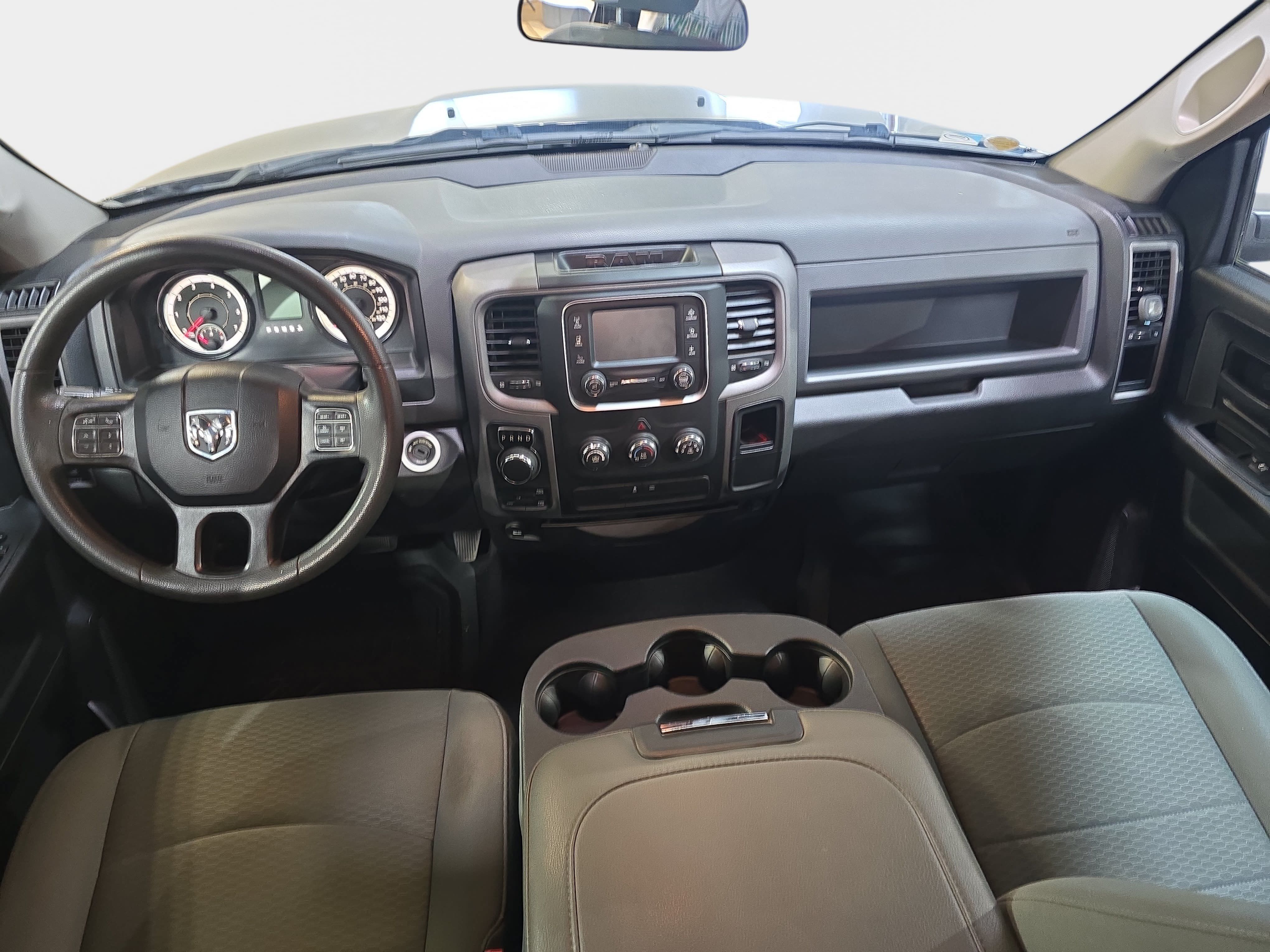 Used 2018 RAM 1500 Express w/ Express Value Package AWD/4WD image 10