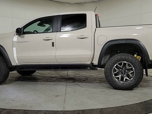 New 2026 Chevrolet Colorado ZR2 w/ LPO, Utility Wall Package image 5