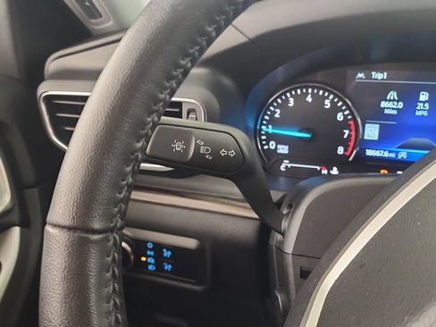 Used 2024 Ford Explorer Limited w/ Limited Technology Package AWD/4WD image 22