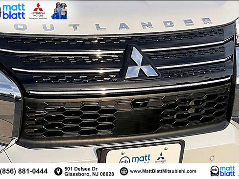Used 2023 Mitsubishi Outlander SE image 31