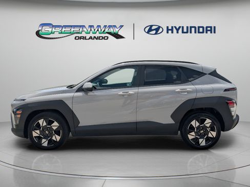 Used 2024 Hyundai Kona SEL FWD image 5