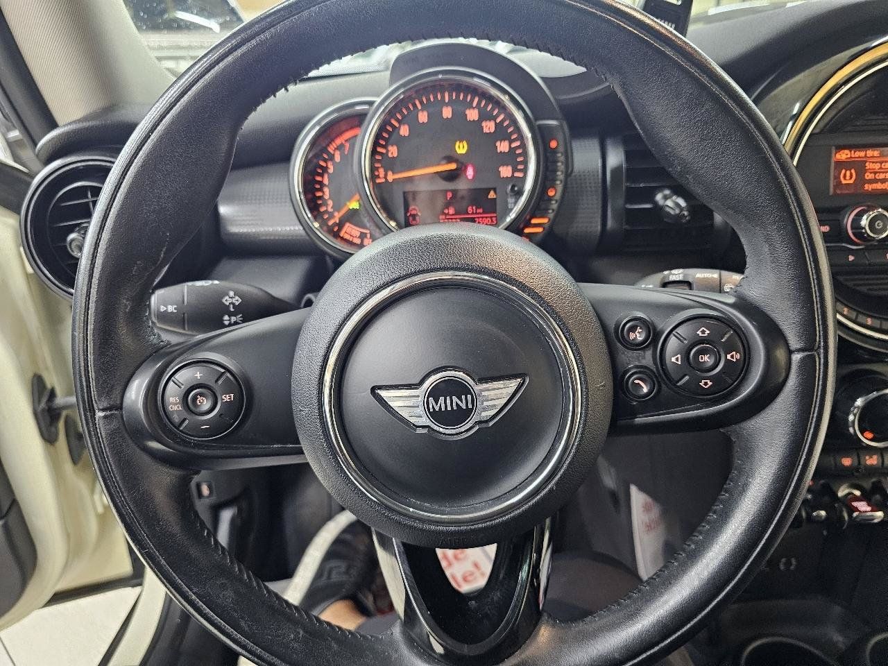 Used 2016 MINI Cooper 2-Door Hardtop FWD image 26