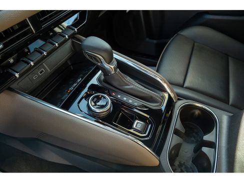 New 2026 GMC Canyon Denali w/ LPO, Black Badging Package AWD/4WD image 25