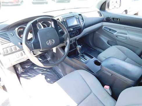 Used 2014 Toyota Tacoma 2WD Access Cab image 31