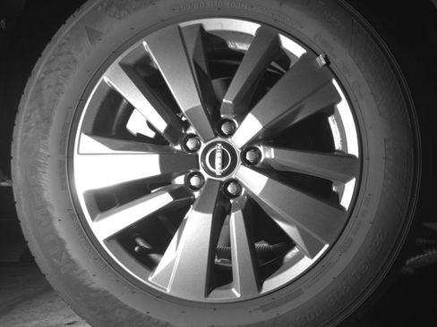 Used 2025 Nissan Pathfinder SV FWD image 18
