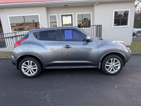 Used 2012 Nissan Juke SV w/ Interior Illumination Pkg image 5