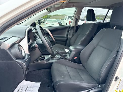 Certified 2017 Toyota RAV4 XLE FWD image 13