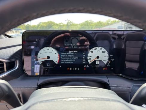 Used 2025 Ford Mustang Premium RWD image 30