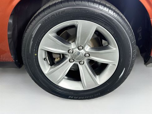 Used 2021 Dodge Challenger SXT RWD image 11