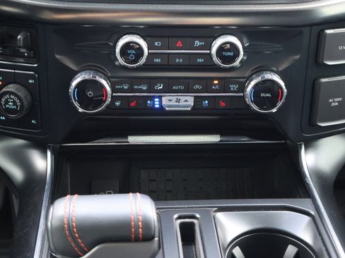 Used 2025 Ford F150 Raptor image 23