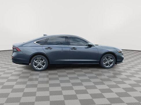 New 2026 Honda Accord EX-L image 9