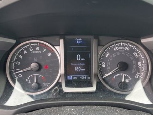 Used 2023 Toyota Tacoma SR5 RWD image 33