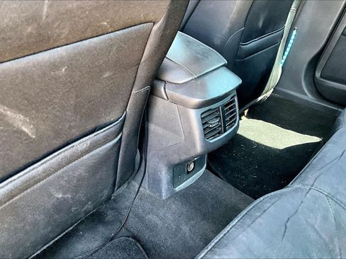 Used 2014 Ford Fusion SE FWD image 30