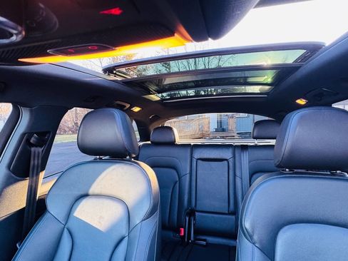 Used 2017 Audi Q5 2.0T Premium Plus w/ Technology Package image 19