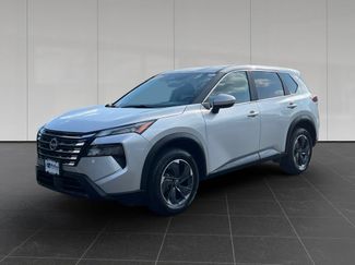Used 2024 Nissan Rogue SV AWD/4WD video 1