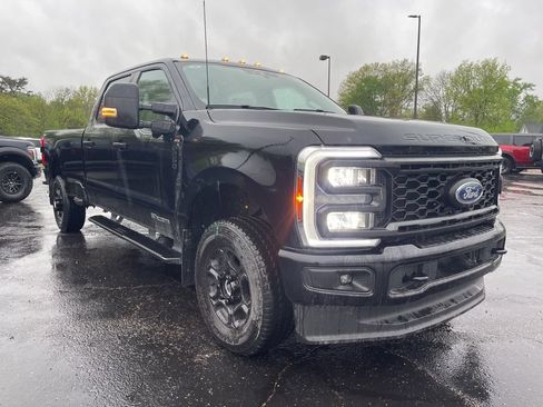 Used 2025 Ford F250 XL w/ STX Appearance Package AWD/4WD image 10