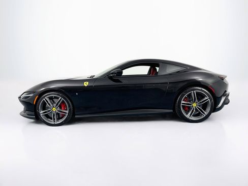 Used 2022 Ferrari Roma RWD image 12