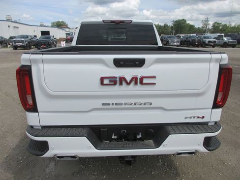 New 2026 GMC Sierra 1500 AT4 AWD/4WD image 6