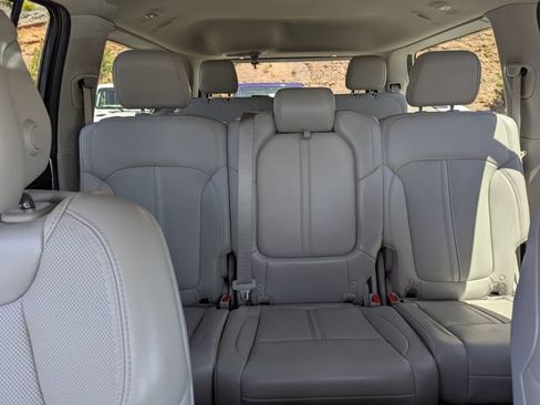 Used 2024 Jeep Wagoneer 4WD w/ Convenience Group I image 22
