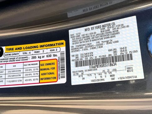 Used 2024 Ford Mustang EcoBoost image 31