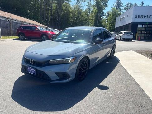Used 2023 Honda Civic Sport image 3