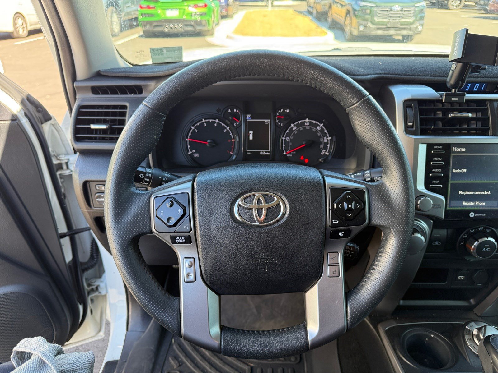 Used 2021 Toyota 4Runner SR5 Premium w/ Moonroof Package AWD/4WD image 9