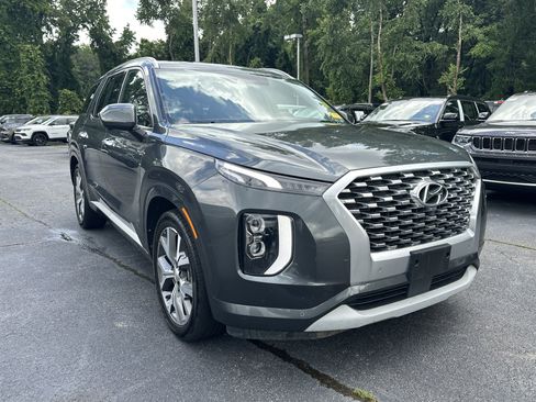 Used 2022 Hyundai Palisade Limited AWD/4WD image 2