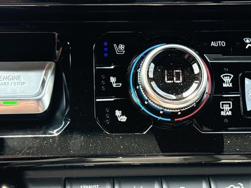 New 2026 GMC Sierra 2500 AT4 w/ AT4 Premium Plus Package AWD/4WD image 20