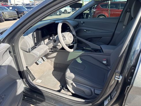 New 2026 Hyundai Elantra Sport image 8