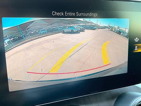 Used 2020 Mercedes-Benz GLC 300 image 23