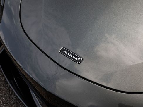 Used 2019 McLaren 570S Spider RWD image 43
