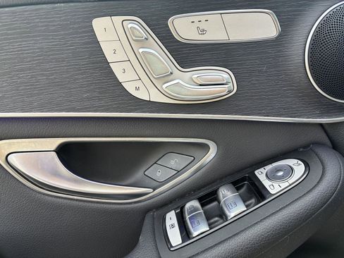 Certified 2021 Mercedes-Benz GLC 300 4MATIC w/ Premium Package image 3