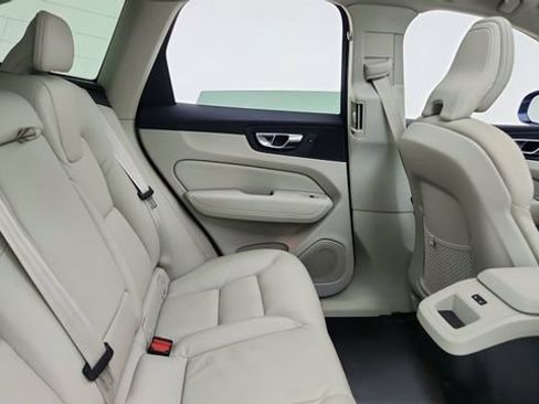 Used 2023 Volvo XC60 B5 Plus w/ Climate Package image 25