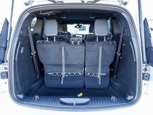 New 2026 Chrysler Pacifica Select image 29