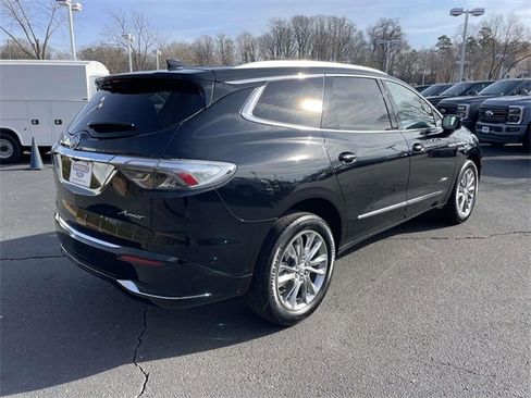 Used 2023 Buick Enclave Avenir image 6