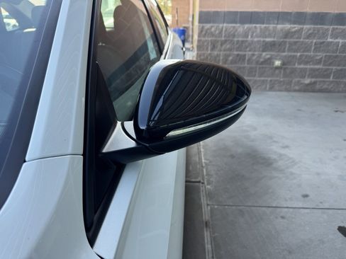 Used 2024 Volkswagen Jetta GLI 40th Anniversary Edition image 12