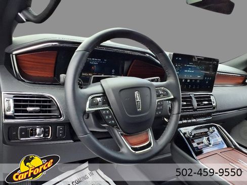 Used 2024 Lincoln Navigator L Reserve image 23