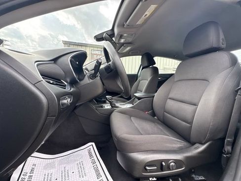 Used 2021 Chevrolet Malibu LT FWD image 13